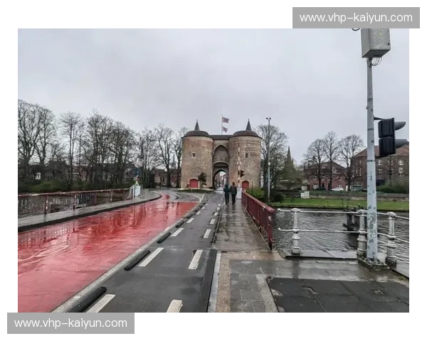 弗兰德斯的硝烟与荣耀：当根特遇见布鲁日，不仅仅是90分钟的绿茵围猎